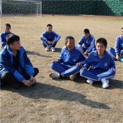 湖南青少年学校来讲讲孩子青春叛逆期的变化