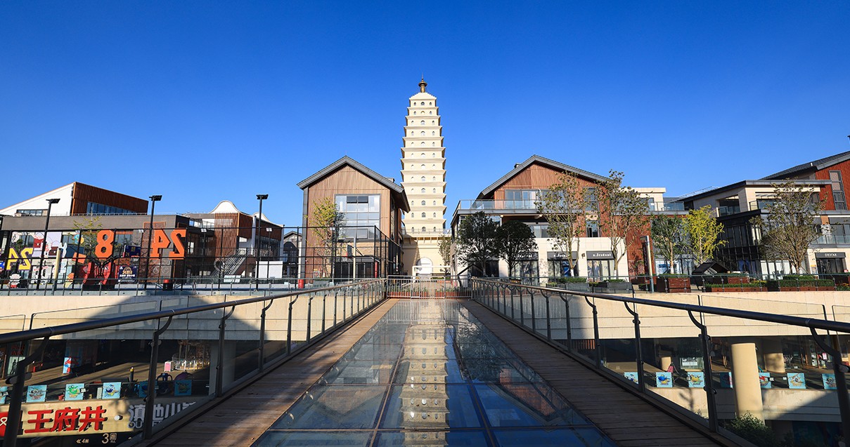 和记奥莱·滇池小镇